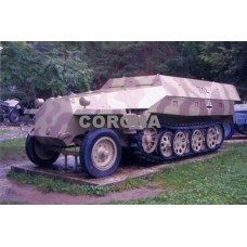 Obrněný kolopásový transportér Sd Kfz 251